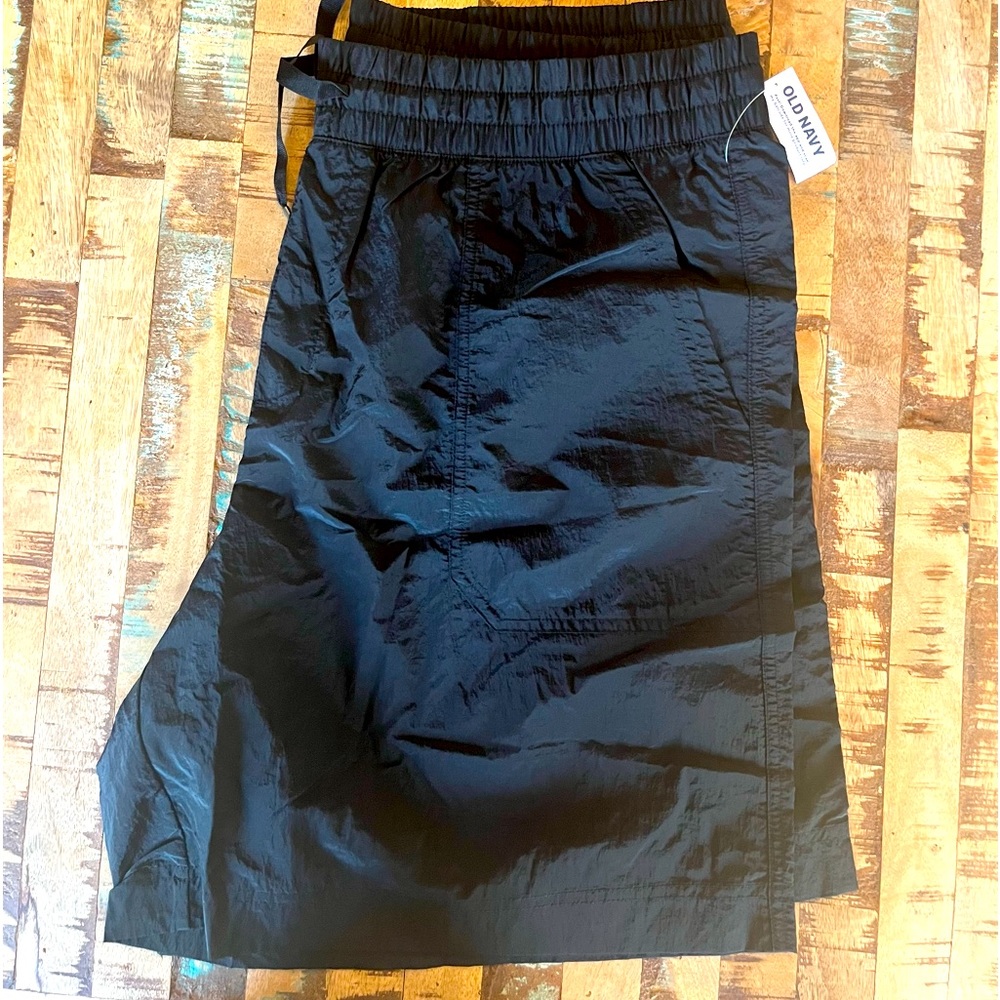 Old navy high waisted Bermuda shorts.